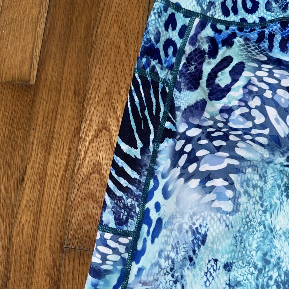 Constantly Varied Gear CVG Leggings Women's Wild Thing Print Size Small - Picture 5 of 7